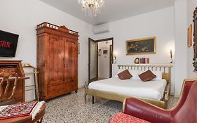 Suite Angolo Alla Stazione - Appartamento Con Terrazzo Panoramico