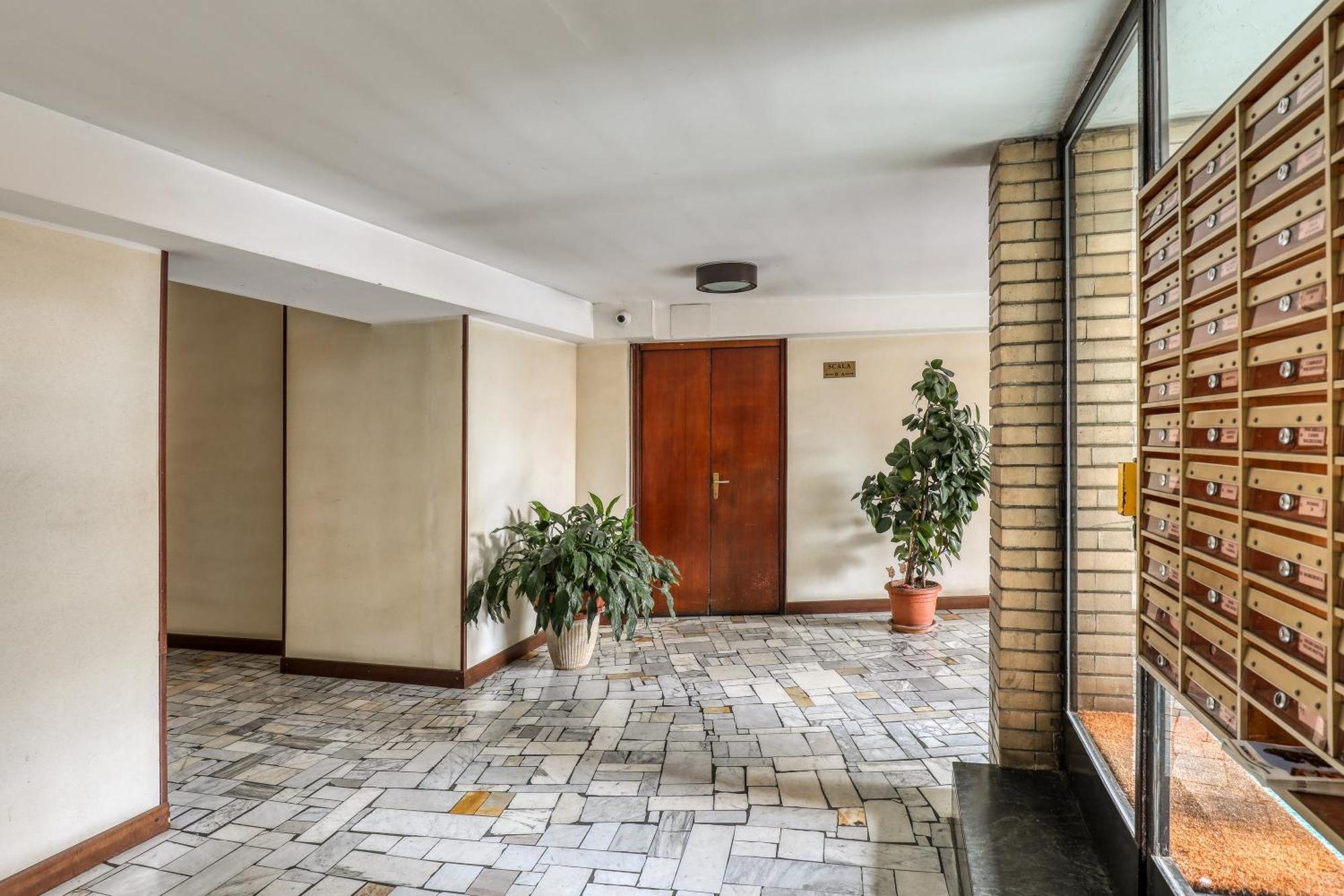 Suite Angolo Alla Stazione - Appartamento Con Terrazzo Panoramico Pavia Exterior photo